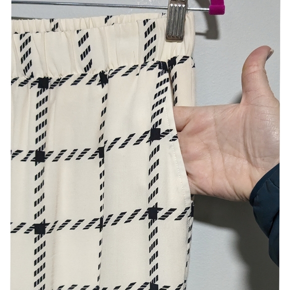 Anine Bing Cream Wide Leg Pants with Bold Check Pattern - Picture 4 of 7